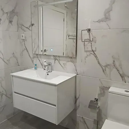 Skynest 61 Airport Dystrykt Faro