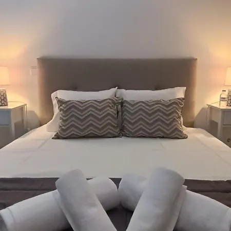 Skynest 61 Airport Pensjonat 3*