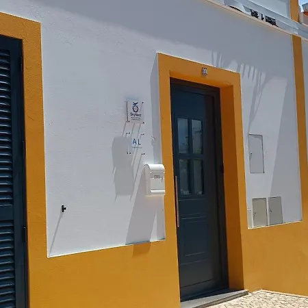 Pensjonat Skynest 61 Airport 3*